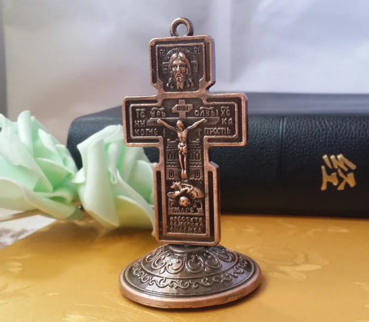 Boutique European Classical Jesus Cross Statue Special Car Travel Decoration | Дом и сад