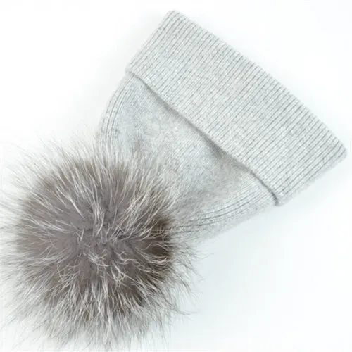 Light grey silver Новинка, шерстяные весенние меховые шапки для женщин, большой мех серебристой лисы, помпоны, шапочка, женская теплая Повседневная вязаная шапка Vogue - Цвет: Light grey silver