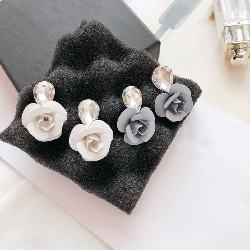 Women's Crystal stereoscopic 3D flowers stud earrings Temperamental lovely elegant all-match fashionable simple Earrings | Украшения и