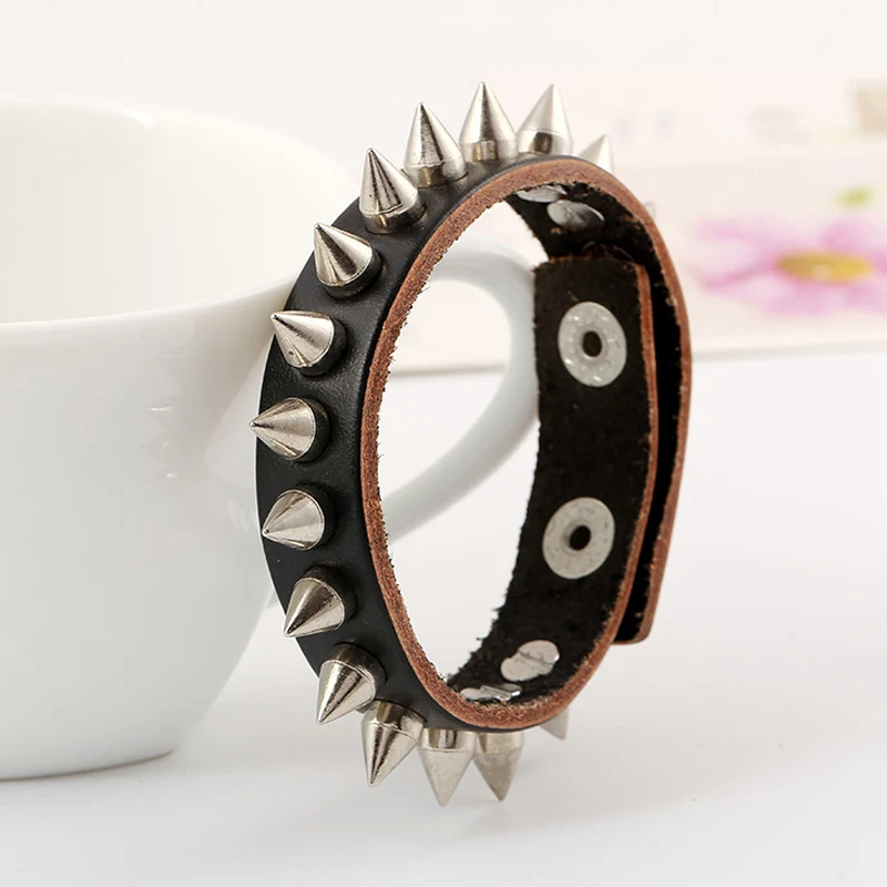 Браслеты манжеты из натуральной кожи с серебряным покрытием и заклепками|bangles for