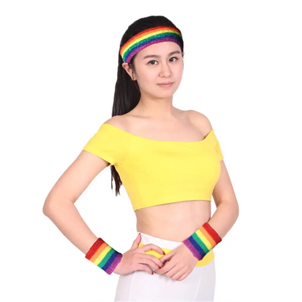 LGBT A Pair Of Rainbow Wristbands Colorful Sweat-Absorbent Sports Six-Color Towel Basketball Badminton Guards Wrist | Дом и сад
