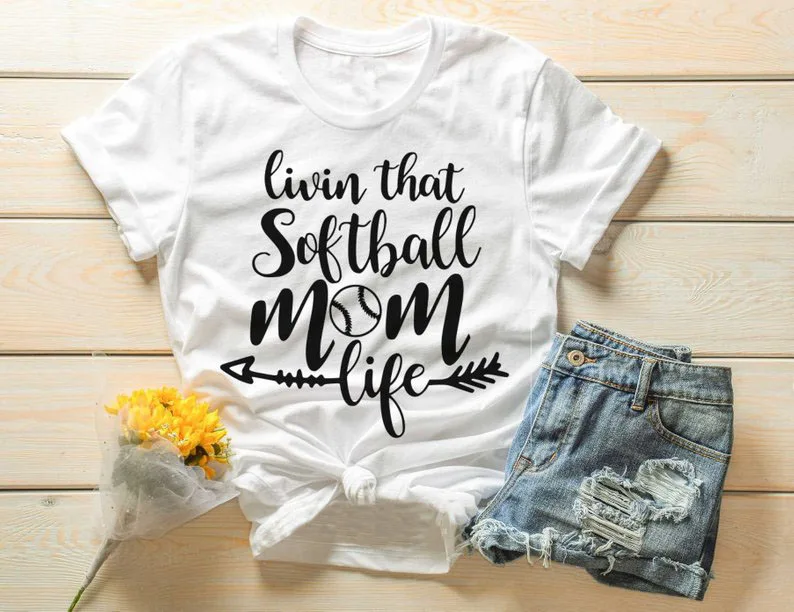 Футболка livin that softball mom life футболка с графическим рисунком arrow Повседневная для