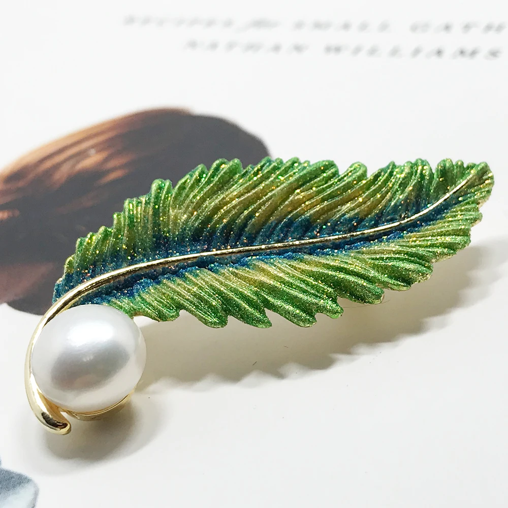 Nobuer Trendy Feather Type Brooches For Women With Real Pearls Brooch Alloy Materials Badges As Fashion Gifts | Украшения и