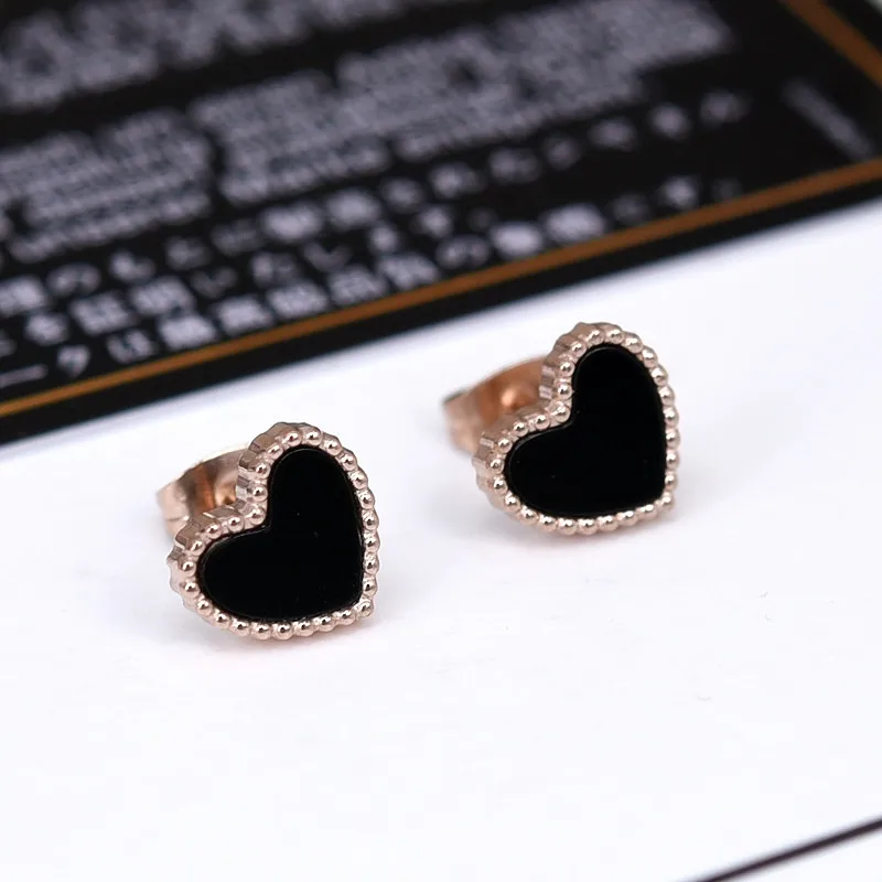 

YUNRUO New Arrival Black Heart Stud Earring Titanium Steel Rose Gold Color Jewelry Woman Girl Fashion Accessories Gift Wholesale