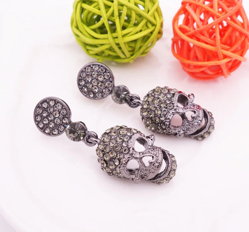 2017 Новый Хэллоуин стимпанк черные длинные готические Висячие сережки гвоздики