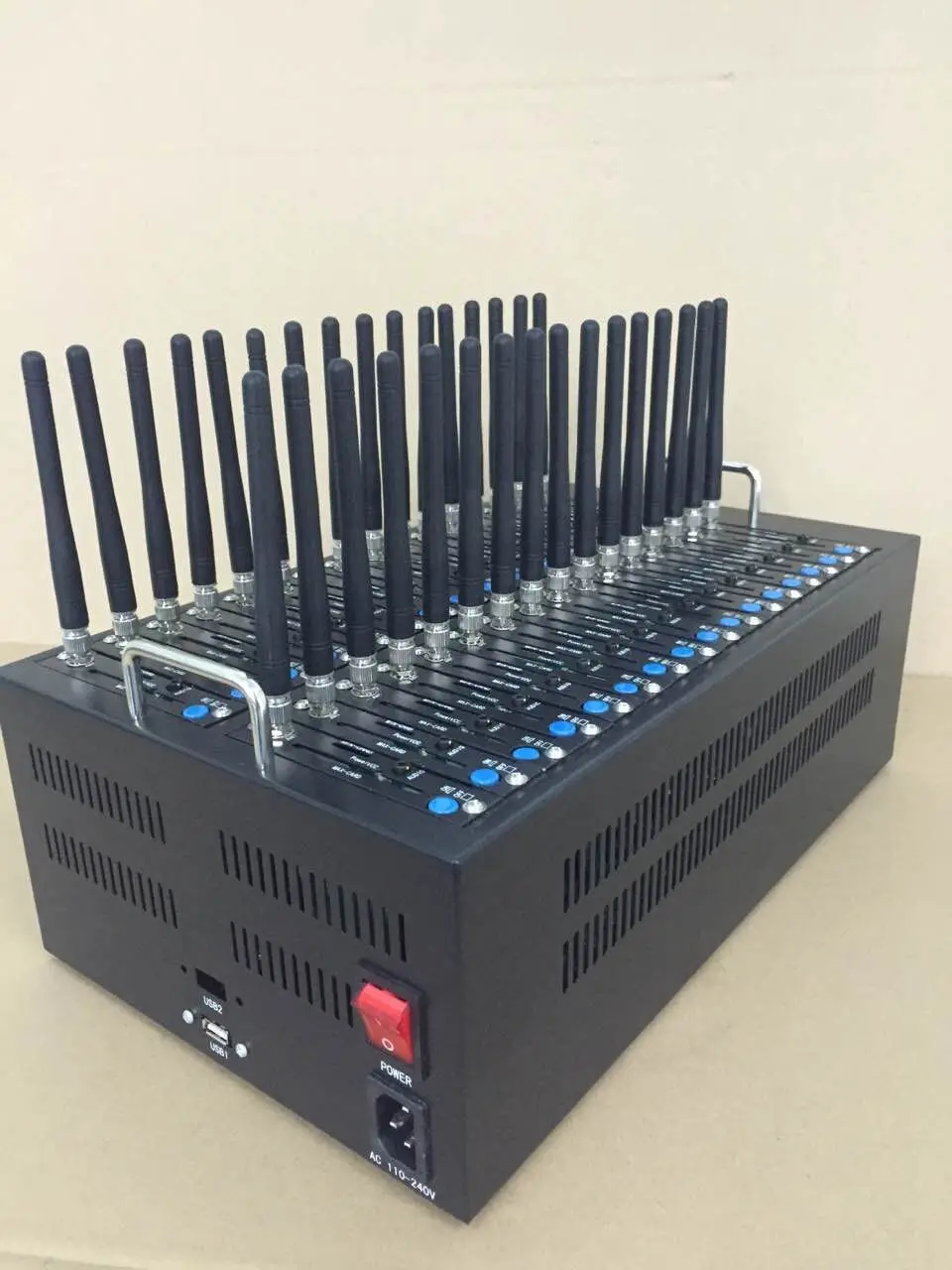 Factory price Wavecom Q2406B SMS 32 port modem pool with IMEI change | Компьютеры и офис
