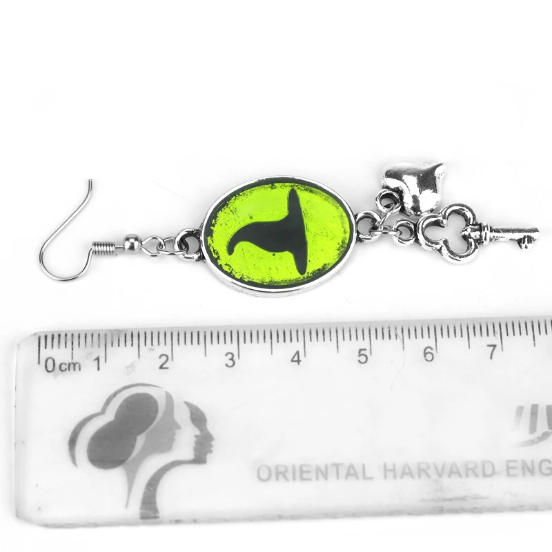 Оптовая продажа много милых сережек с гравитацией и музыкальным вдохновлением