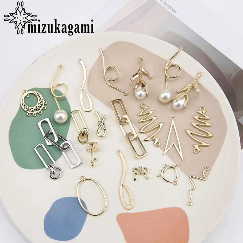 Золотистые металлические серьги подвески неправильной формы из цинкового