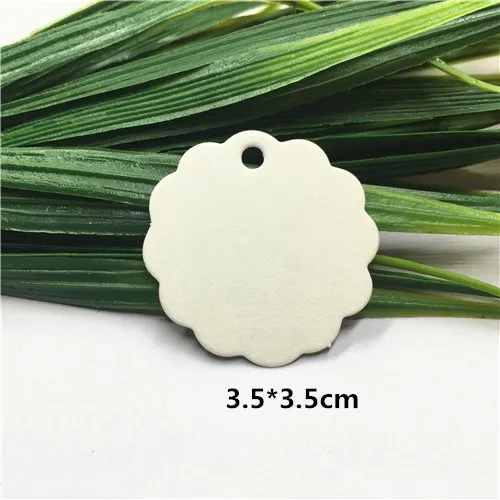 3.5x3.5cm 100 шт. крафт-бумага, упаковка в нескольких стилях, бирки для свадьбы/дня рождения, коробки для конфет, ценники для цветов/этикеток для косметики - Цвет: 3.5x3.5cm