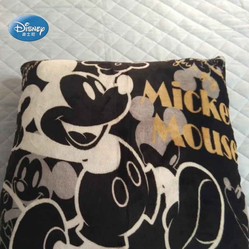 Мягкая флисовая наволочка Disney большого размера 55x59 см с мультяшным Микки Маусом