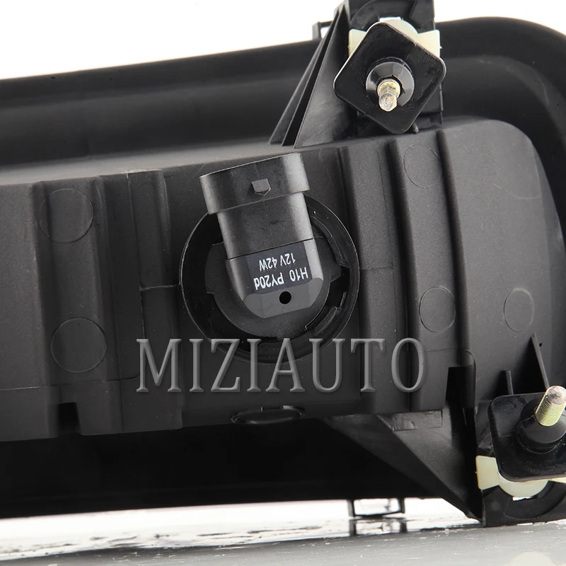 

MIZIAUTO For Ford Raptor F150 2004-2006 Clear Lens Left Style Bumper Driving Fog Light Lamp w/ H11 Bulb