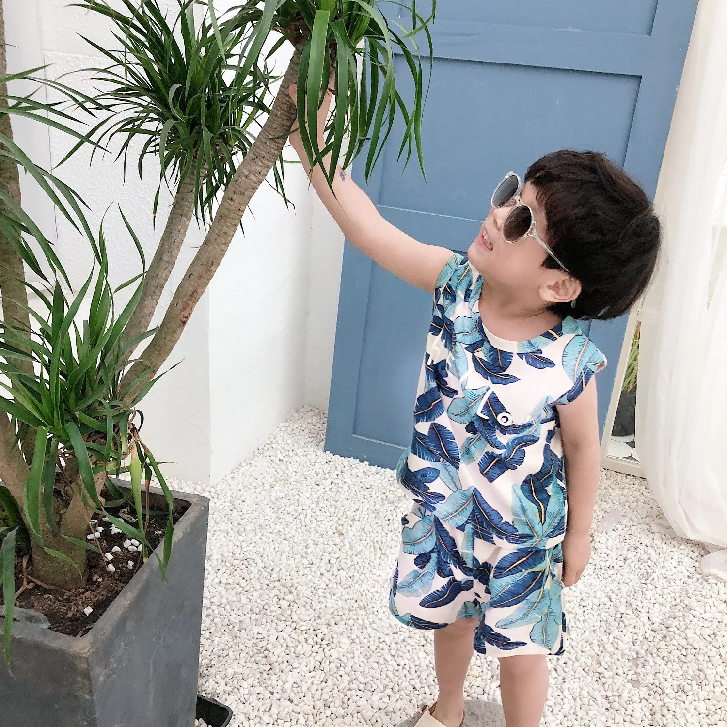 Summer 2019 fashion boys girls leaf printed sleeveless clothes sets kids cotton beach holiday vest and shorts 2pcs suits | Детская