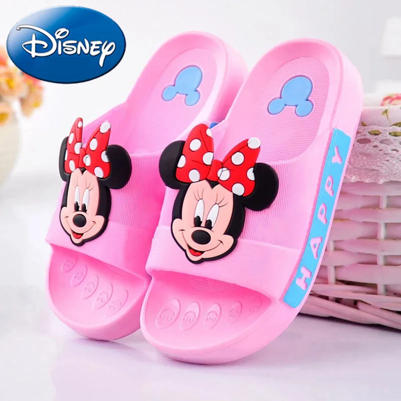 Обувь disney; шлепанцы; Новинка года; детские тапочки с Микки Маусом; домашние тапочки для мальчиков и девочек с мягкой нескользящей подошвой; детские сандалии