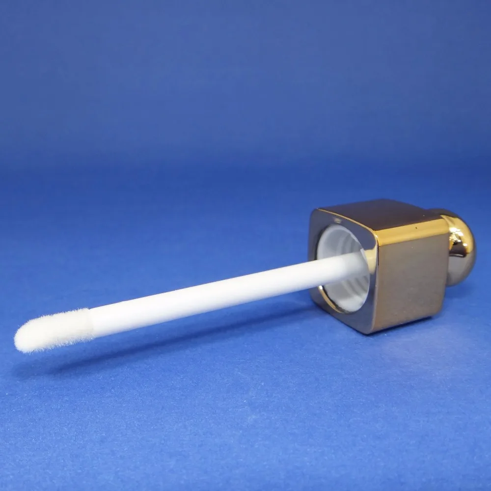 

5 Pcs Empty Shinny Gold Lid Lip Gloss Wand Tube Container with Wand & Doe-foot 5g Volume (C364-C=5 pcs)