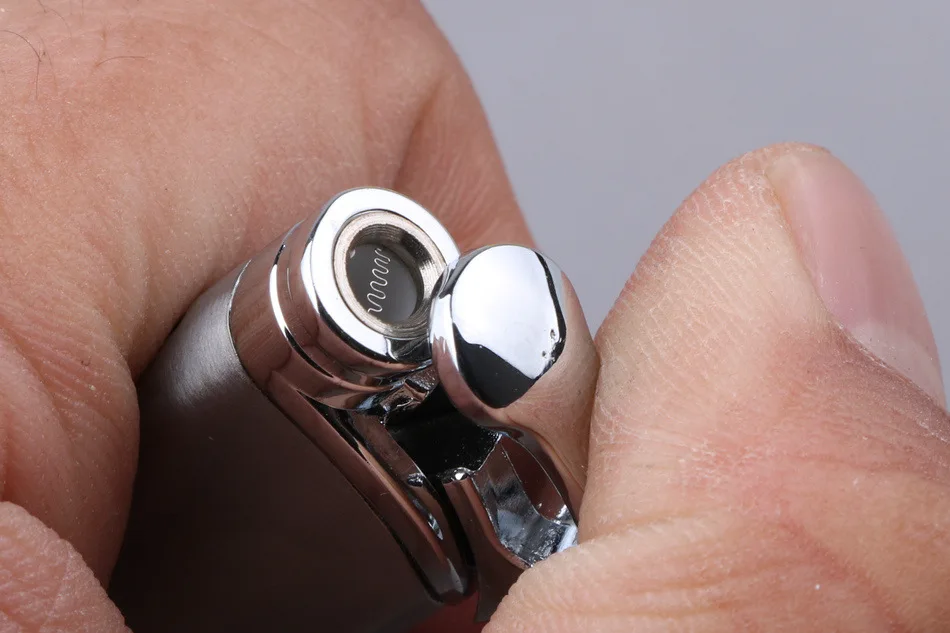 

Top Quality Compact Turbo Lighter Gas Torch Lighter Strip Windproof All Metal Cigar Lighter 1300 C Butane No Gas