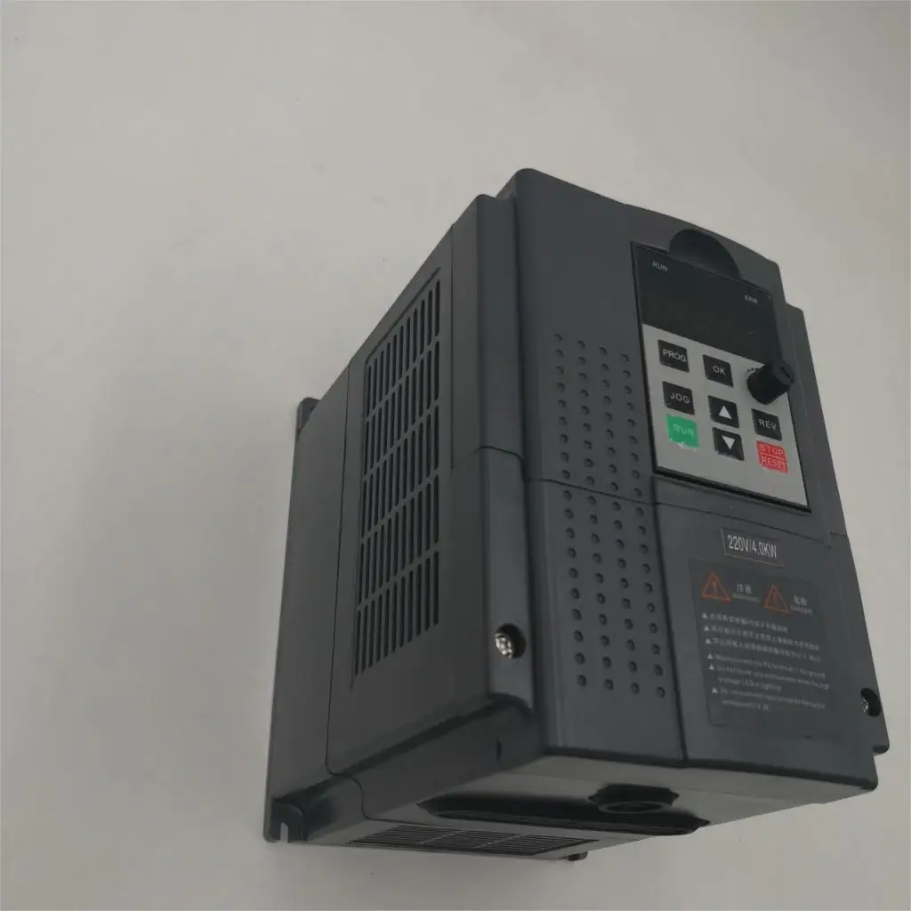 VFD 3 кВт 220 В однофазный вход и выход фазный преобразователь частоты Бесплатная
