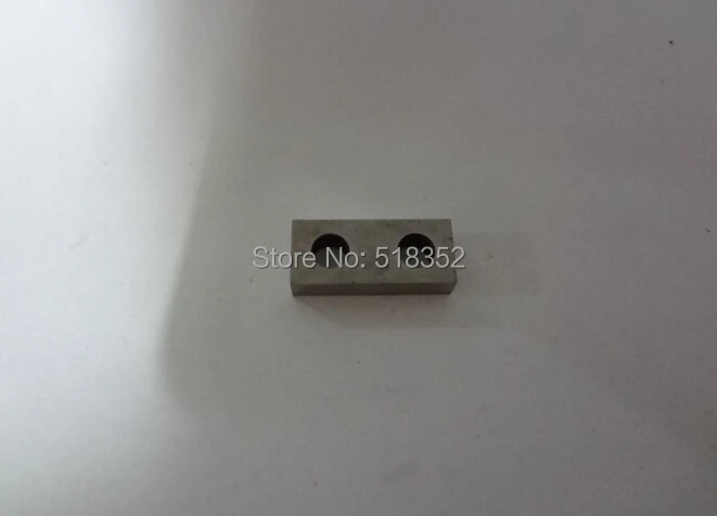 

Z248W0200100 Makino N008 Power Feed Contact 19mmx 4mmx 10mm for WEDM-HS/ MS Wire Cutting Machine Parts