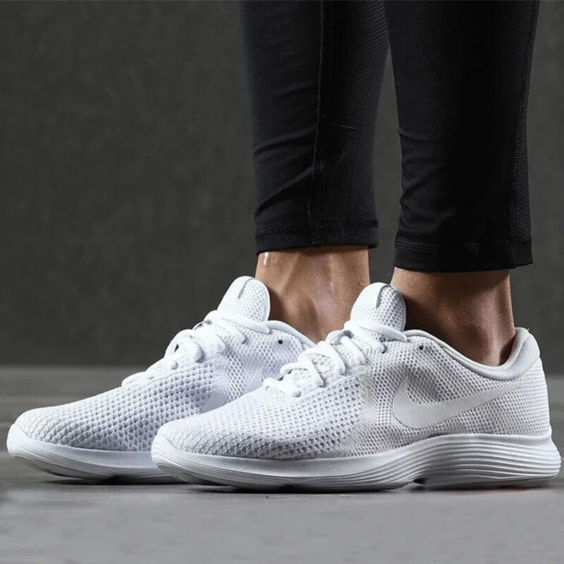 Новое поступление NIKE Revolution 4 Для мужчин, прямые поставки от производителя