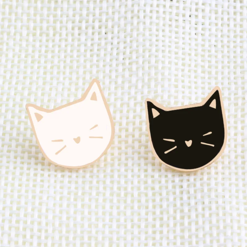 Black-White Cat 2-5 шт./компл. Кошка Собака Панда Пингвин мультфильм Броши в виде животных пчела кролик фрукты эмаль шпильки Кнопка Pin джинсовые куртки Pin Детские украшения - Окраска металла: Black-White Cat