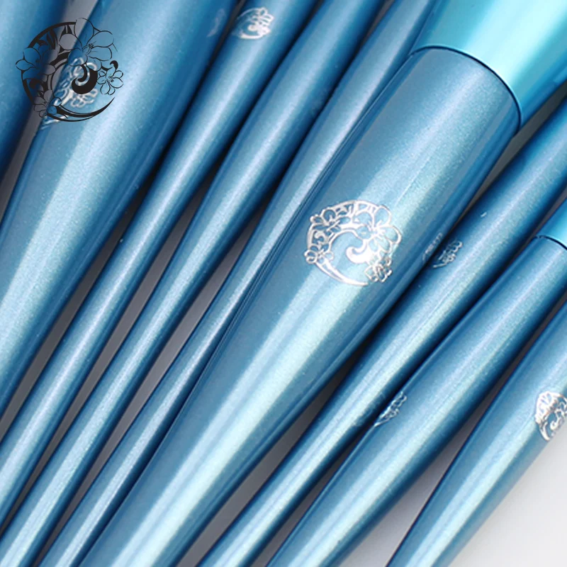 Набор кистей для макияжа dn0 кисточки и сумочка с деревянной ручкой синтетическим