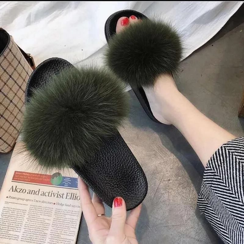 grass green FXFURS/Новинка года; женские тапочки с натуральным лисьим мехом; летние модные меховые сандалии; обувь из пушистого плюша; Вьетнамки с мехом енота; Домашние шлепанцы - Цвет: grass green