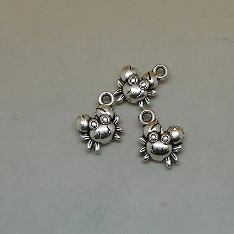 

100Pcs/lot Vintage Silver Crab Charms 12x13mm Ocean Animal Pendant DIY Jewelry Accessories for Bracelets