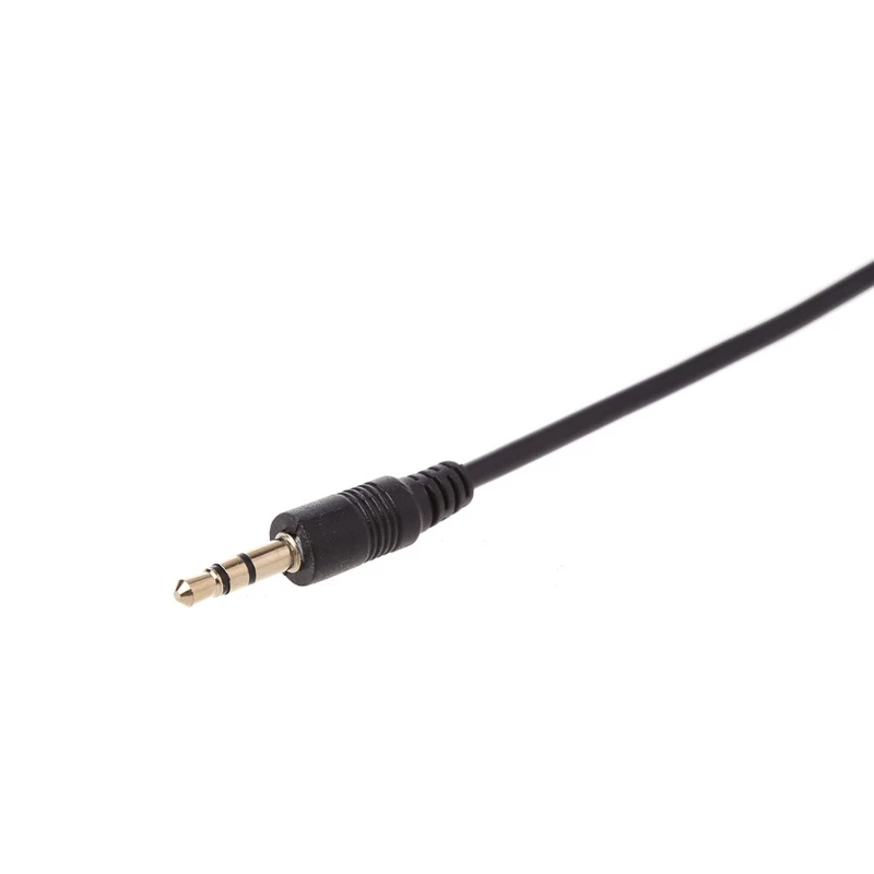 Автомобильное зарядное устройство AMI с музыкальным интерфейсом AUX USB кабель для