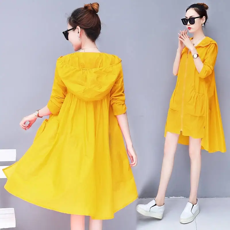 yellow Модное летнее ультра-тонкое Свободное пальто для женщин длинный кардиган с капюшоном пляжный Тренч пальто размера плюс 3XL ветровка C5230 - Цвет: yellow