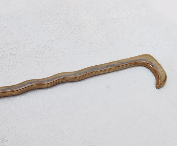 Змеевидный персонал для пожилых людей из натурального дерева оптовая продажа