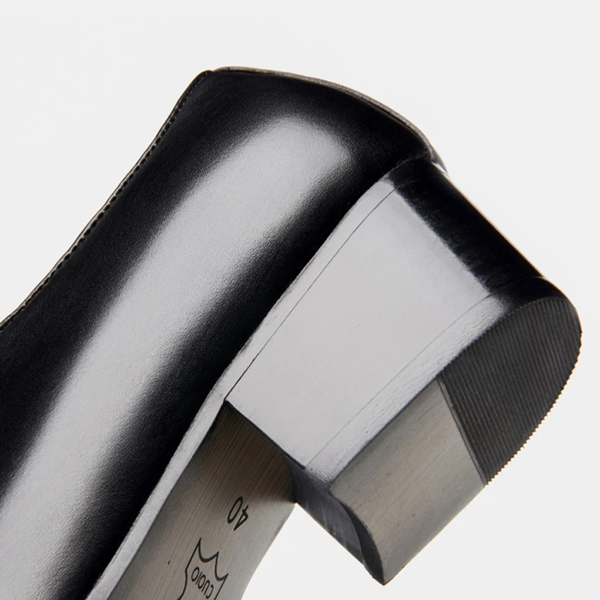 Туфли мужские классические из натуральной кожи базовые лоферы заостренный носок