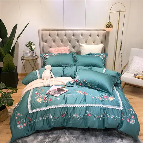 8 Little Daisy embroidery Bedding Sets girls Beddingset egyptian cotton Bed Linen Duvet Cover Bed Sheet Pillowcase/bed Sets 4/7pcs - Цвет: 8