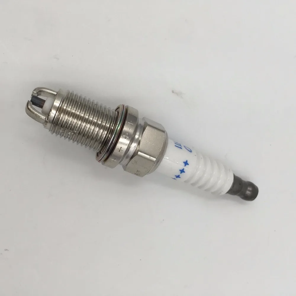 

90919-01194 PK20TR11 4pcs/lot car candle spark plugs For T- oyota C-amry L-exus A-valon R AV4 90919-01194