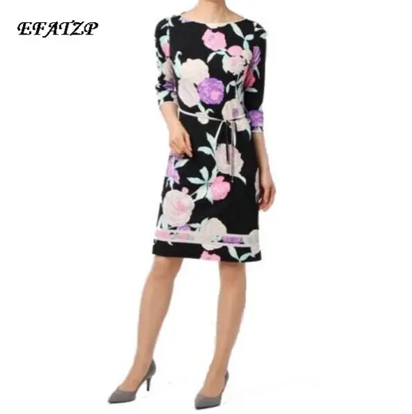 Женское стрейчевое трикотажное платье черное из шелка с рукавами 2017 и цветочным