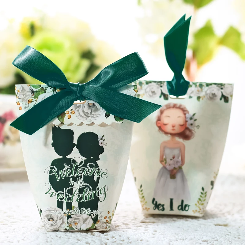 

10pcs/lot White Dress Bride With Green Ribbon Wedding Party Gift Box Creative Couple Candy Boxes Wedding Favor Present Box