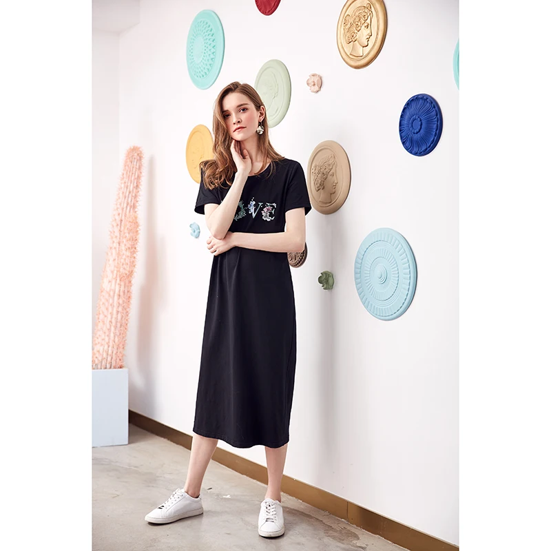 Женское платье с короткими рукавами ARTKA черное Повседневное круглым вырезом и