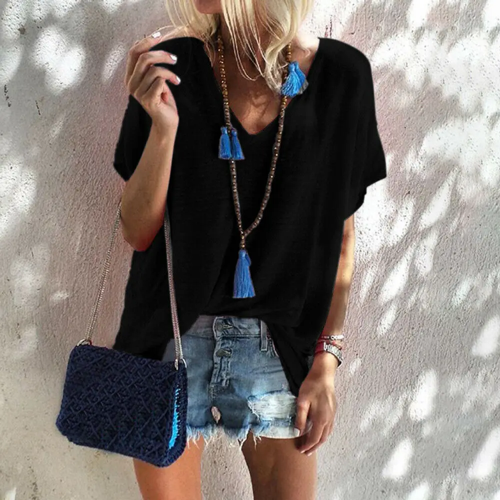 Женская футболка летняя свободная с рукавом летучая мышь и круглым вырезом