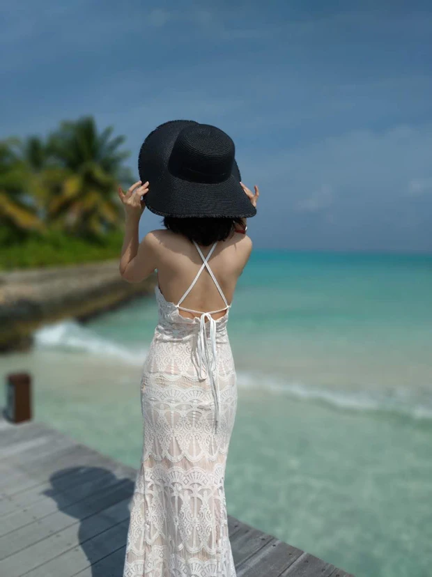 Женское свадебное платье с лямкой на шее кружевное пляжное открытой спиной в
