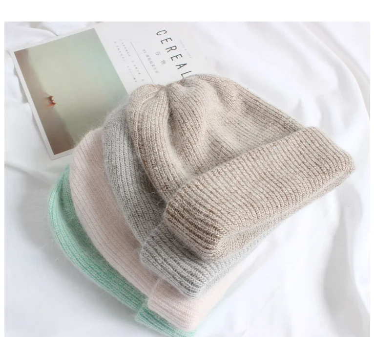 Хорошее качество, модная шапка из меха Ангорского Кролика, Skullies& Beanies, Женская Повседневная теплая шапка, зимняя Женская Вязаная Шапка-бини AD039