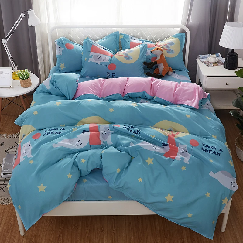 Классический Комплект постельного белья 5 размеров в полоску с сердцем черное