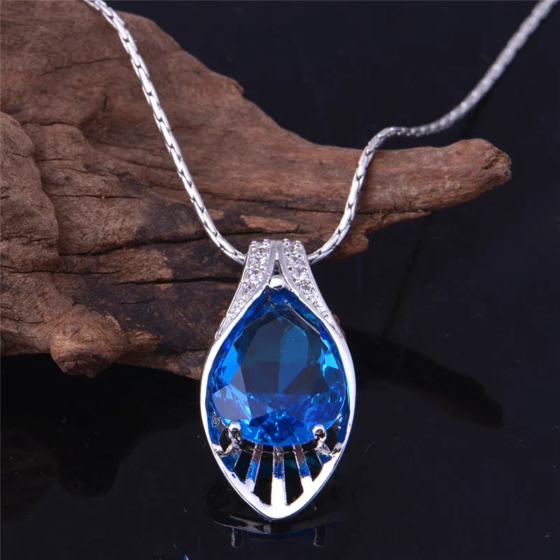 Комплект из колье и серёг с кристаллами T219|gifts bonsai|gifts weirdjewelry one shoulder dress |