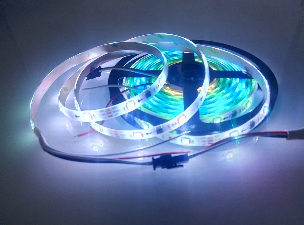 1 м 2 м 3 м 4 м 5 м WS2811 5050 SMD RGB светодиодные ленты адресуемый 30/48/60 светодиодов/m чёрно-белые печатные платы 1 Ic Управление 3 светодиода DC12V