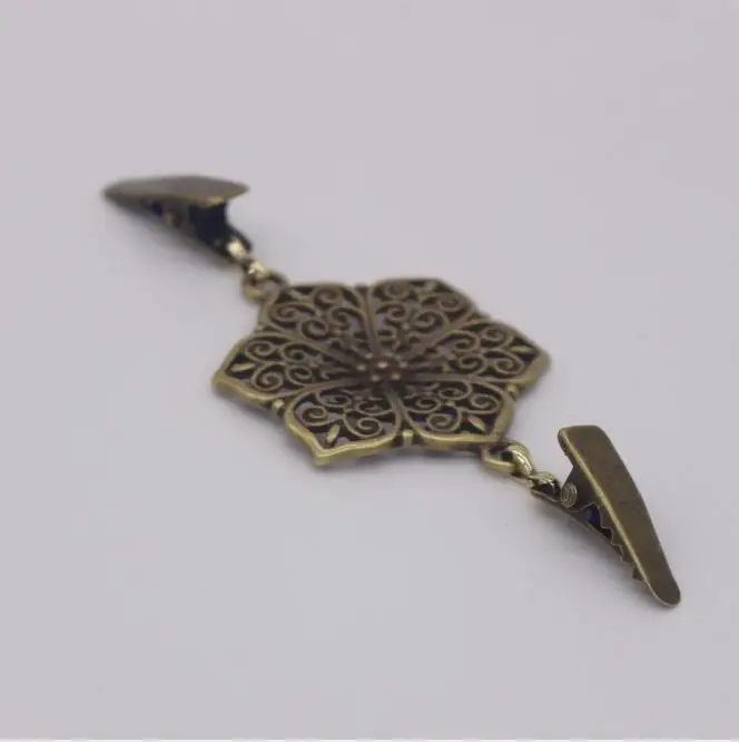 1Pcs Retro Metal Buckle Sweater Cardigan Clip Brooch Fashion Buttons For Clothing Decoration Garment Hooks | Дом и сад