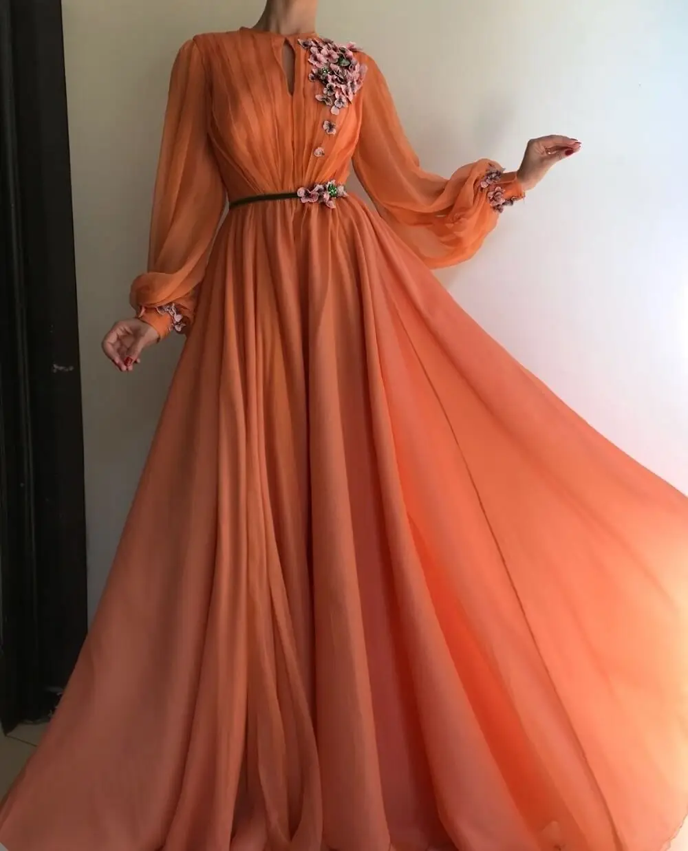 Robe De Soiree элегантные вечерние платья в Дубае длинное оранжевое вечернее платье с длинным рукавом Вечерние платья из тюля с цветами для женщин