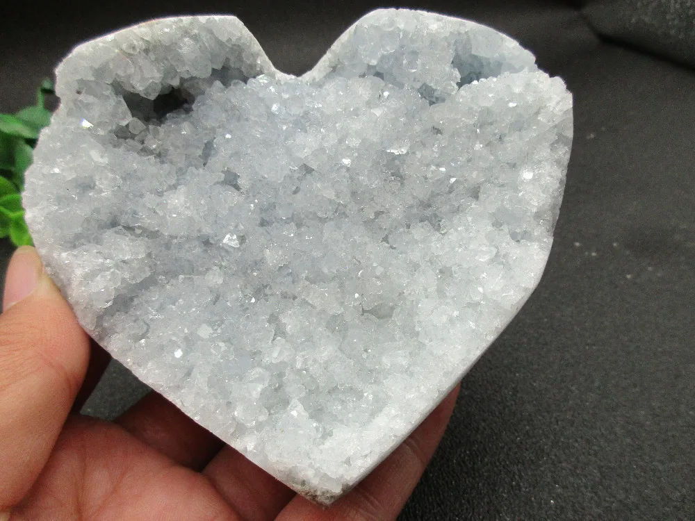 

Natural Quartz Crystals Rare Rock Kyanite Cave Heart Natural Stones And Minerals Cornucopia For Collection