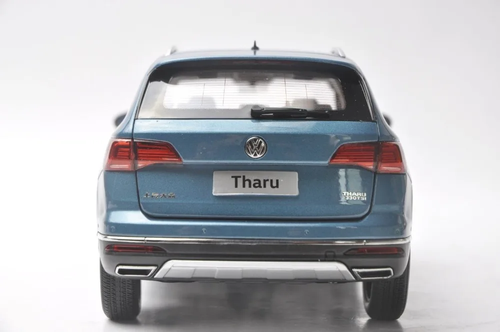 1:18 литая под давлением модель для Volkswagen VW Tharu Синий внедорожник игрушечный автомобиль миниатюрная Коллекция подарков