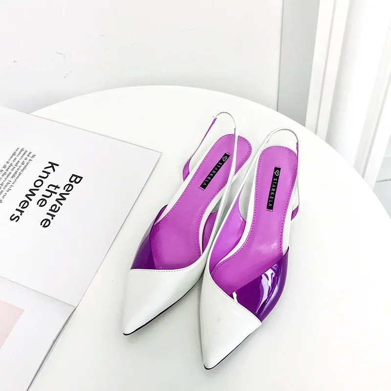 Новинка сезон весна модные тонкие туфли из ПВХ с острым носком на низком каблуке