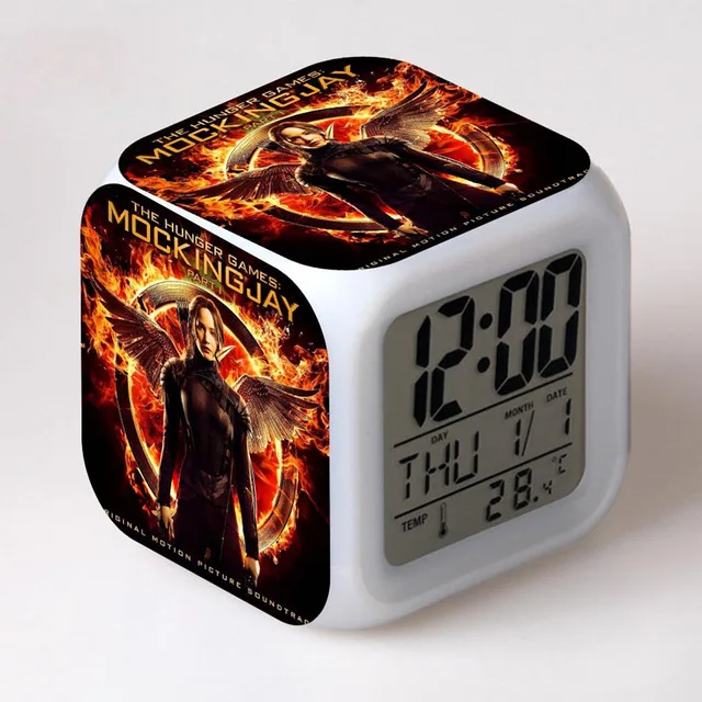 Голод игры светодиодный цифровой будильник часы Katniss Everdeen reloj despertador часы с термометром horloge digitale Saat reveil - Цвет: Красный