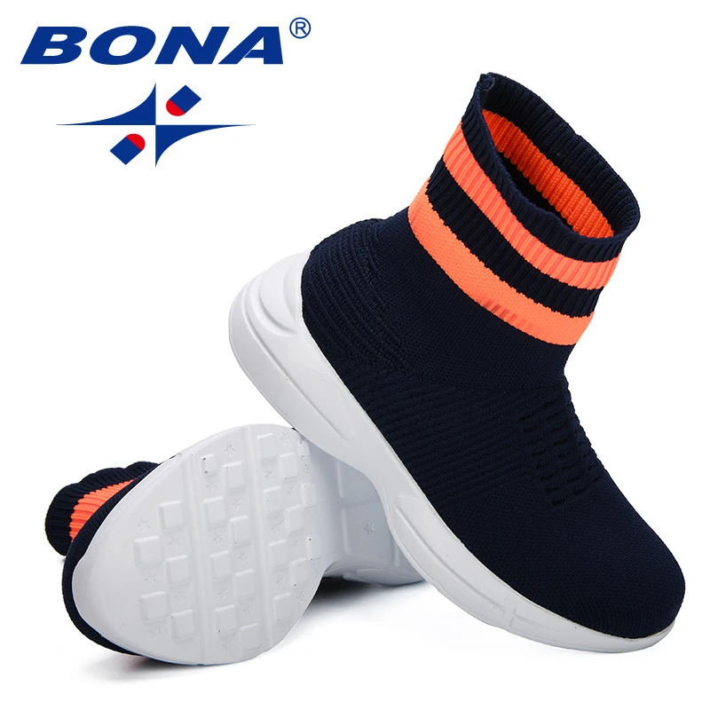 BONA 2019 новые дизайнерские Детские летающие кроссовки для девочек высокие носки