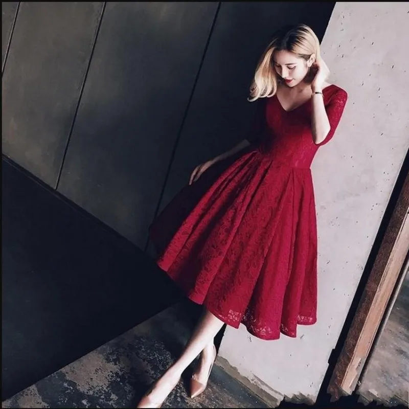 Кружевные платья с глубоким v образным вырезом для выпускного вечера темно