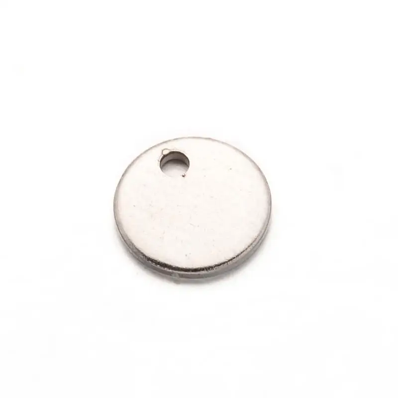 

500pcs Flat Round 304 Stainless Steel Charms, Stainless Steel Color, 6x0.5mm, Hole: 1mm